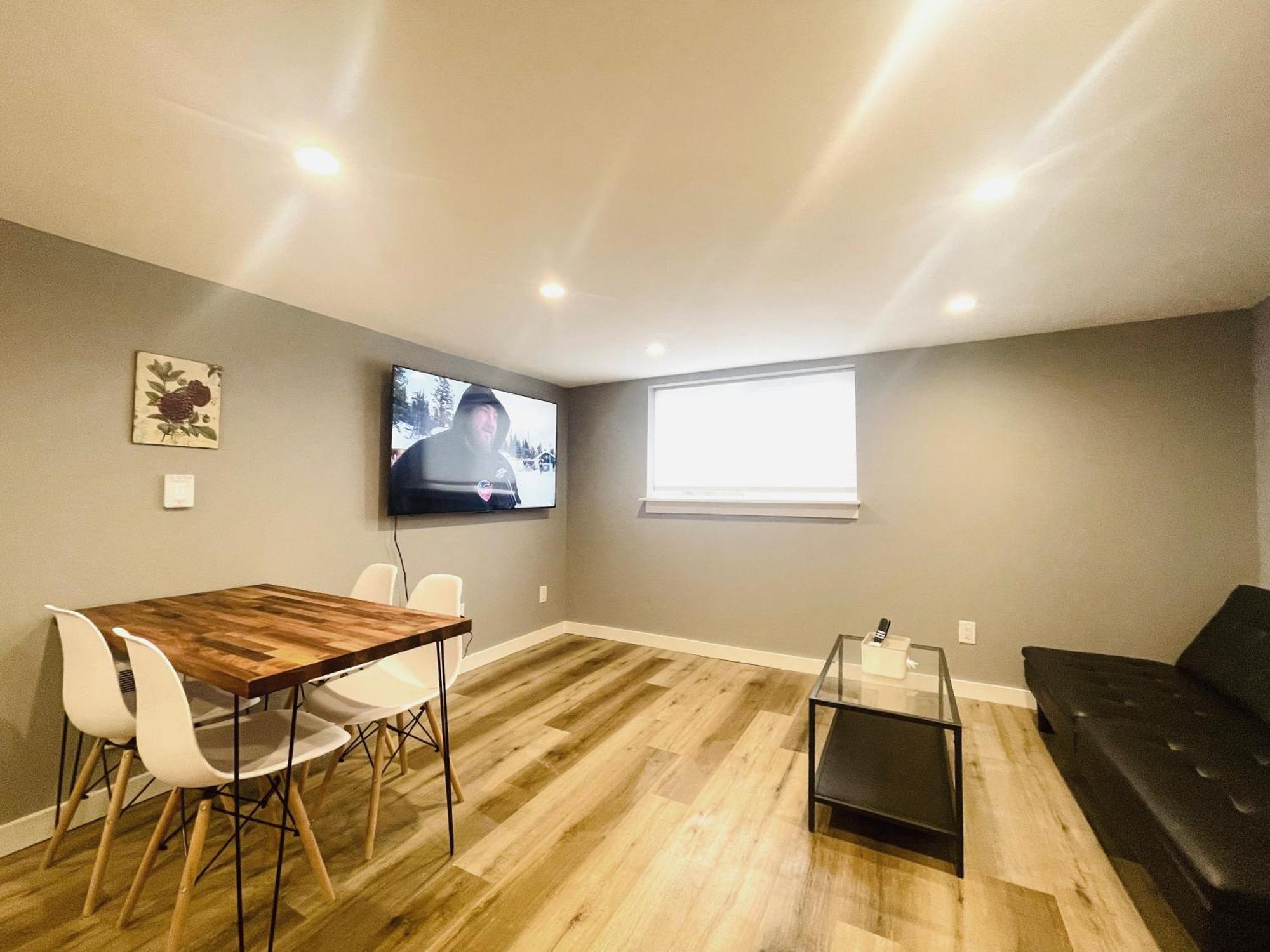 Green Lake 1St Line Home D Full Modern Remodeled Seattle Exteriör bild