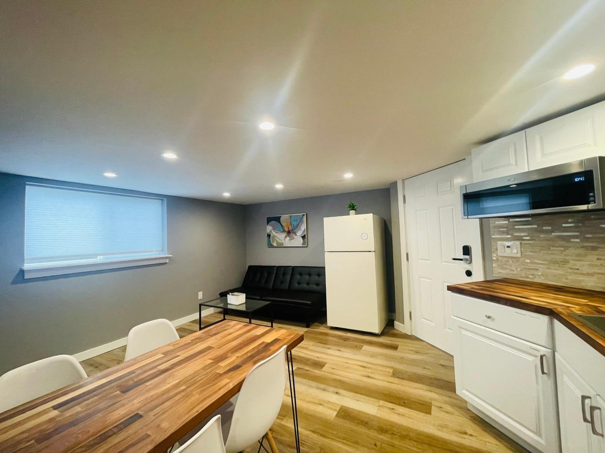 Green Lake 1St Line Home D Full Modern Remodeled Seattle Exteriör bild