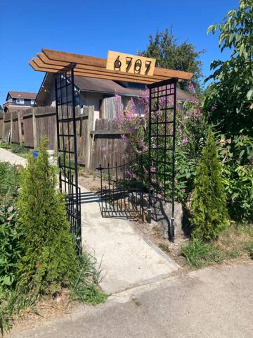Green Lake 1St Line Home D Full Modern Remodeled Seattle Exteriör bild